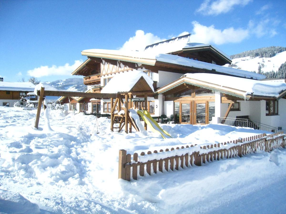 Alpenhotel Landhaus Kuechl Kirchberg in Tirol Exterior photo
