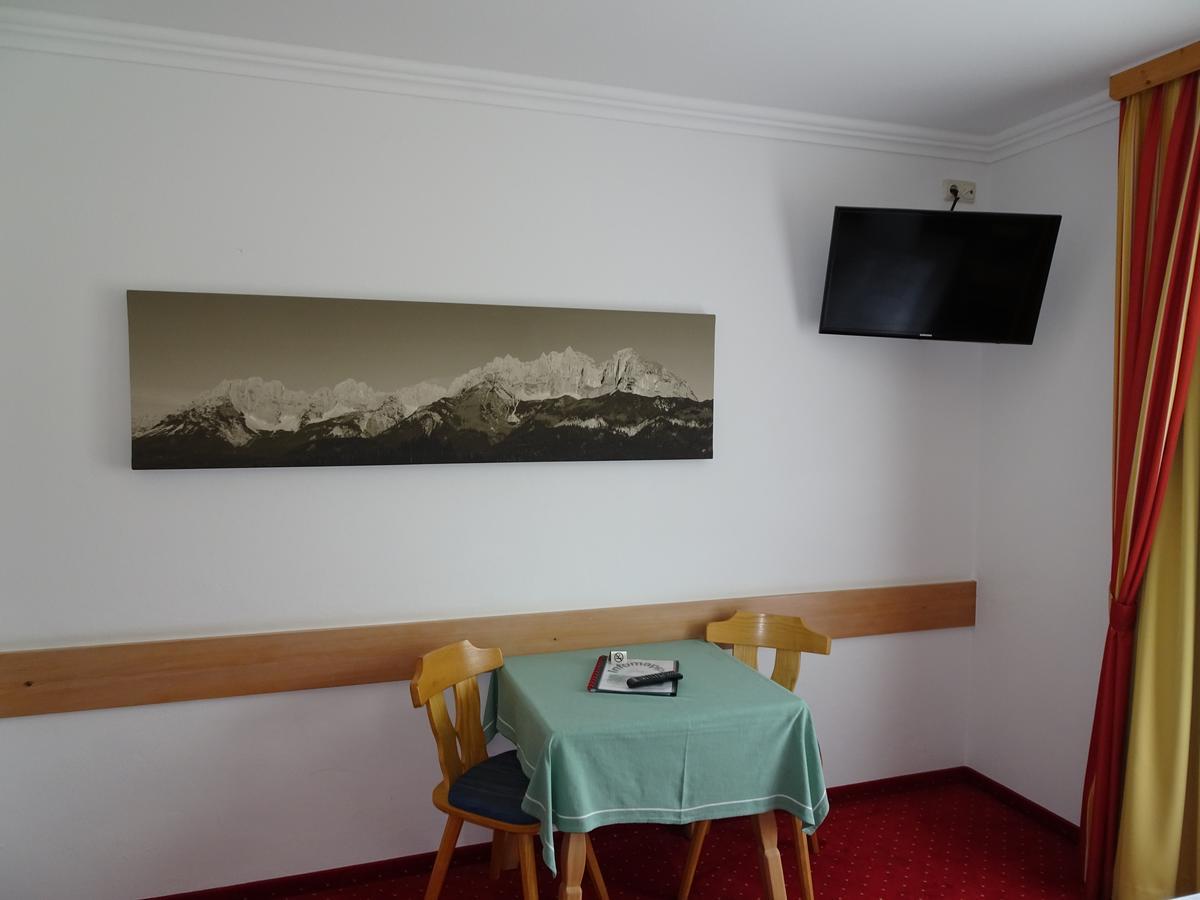 Alpenhotel Landhaus Kuechl Kirchberg in Tirol Exterior photo