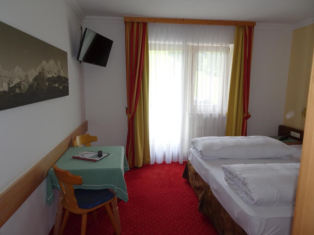 Alpenhotel Landhaus Kuechl Kirchberg in Tirol Exterior photo